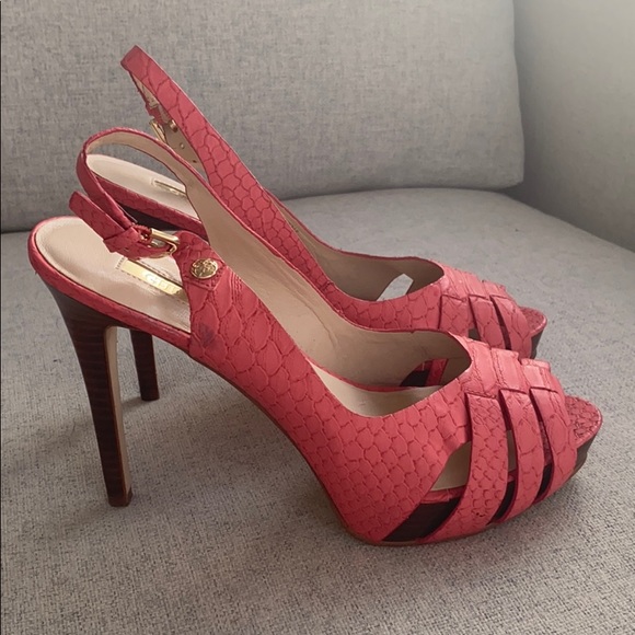 2/$40 leather Guess Coral peep pumps. - Picture 3 of 7